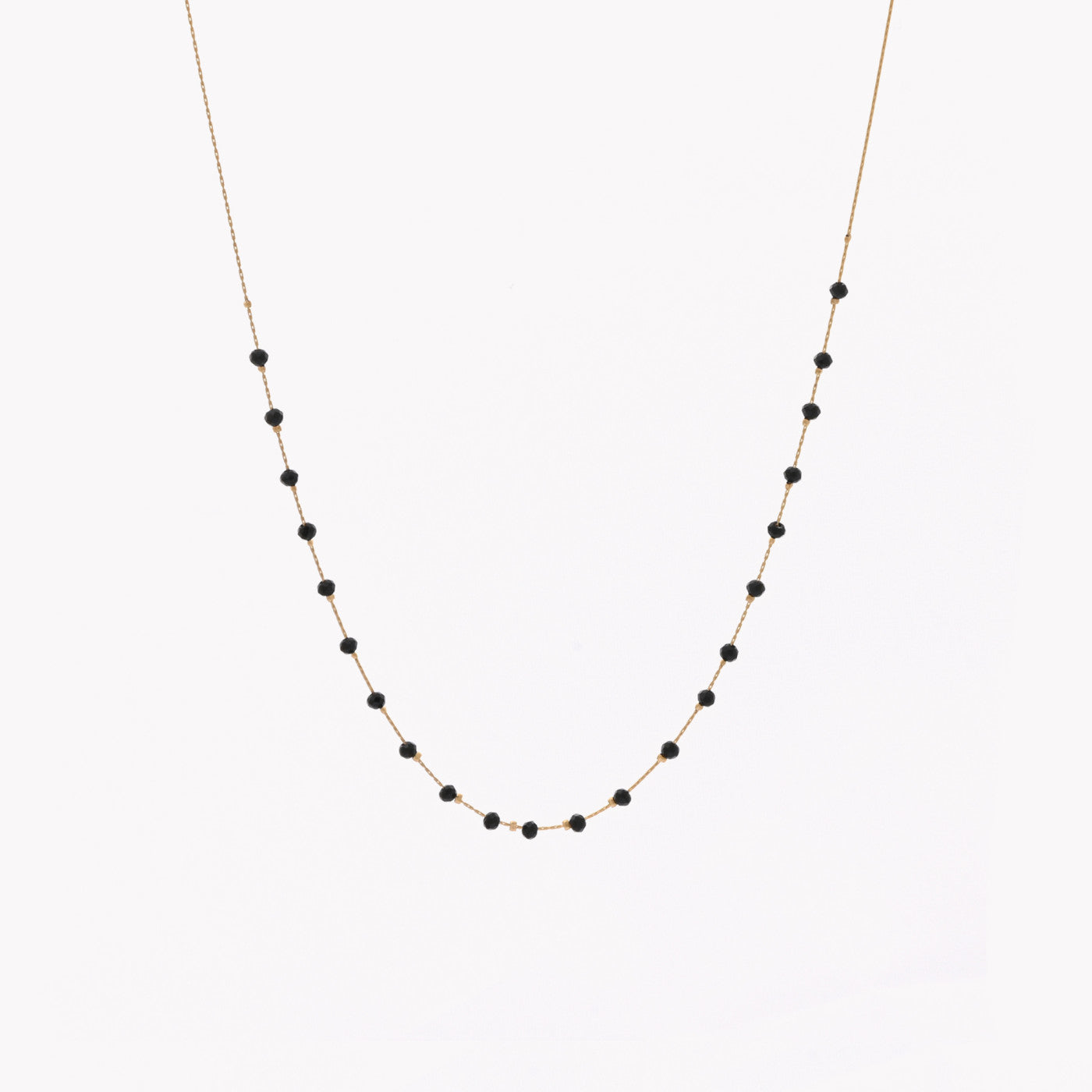 Collana in acciaio con pietre nere