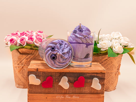 Candela gourmet delizia ai frutti rossi